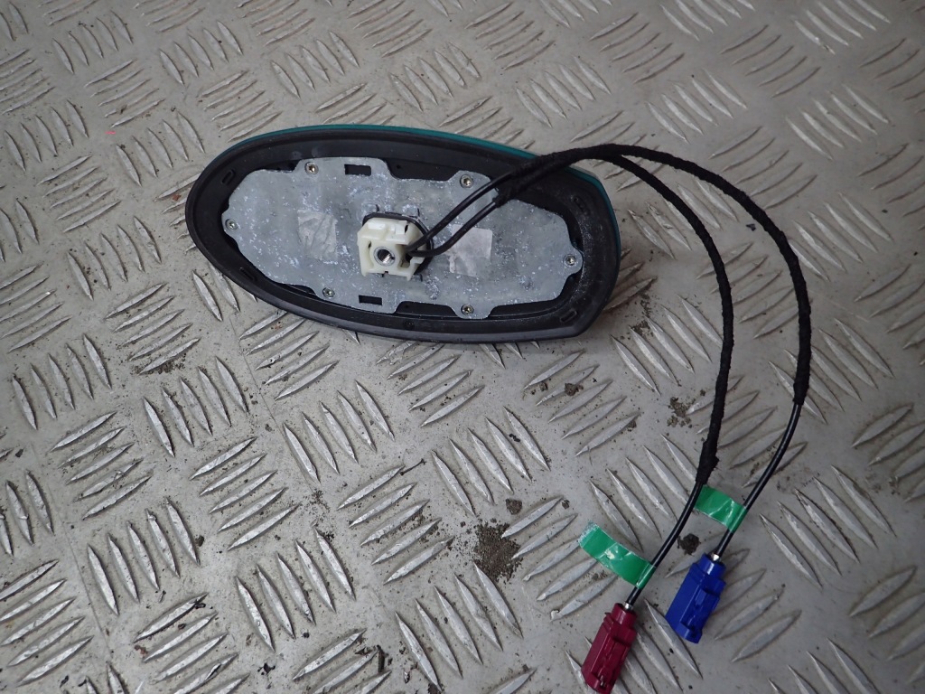 фото №2, Alfa romeo stelvio антена дахова плавник gps fm