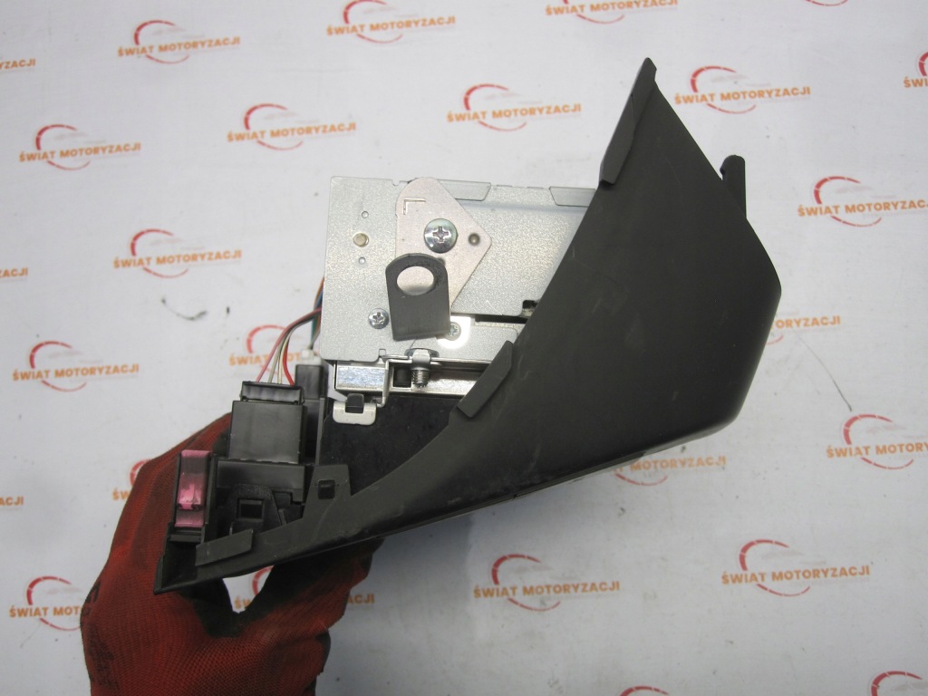 фото №5, Toyota prius xw20 06r екран дисплей 86110-47081