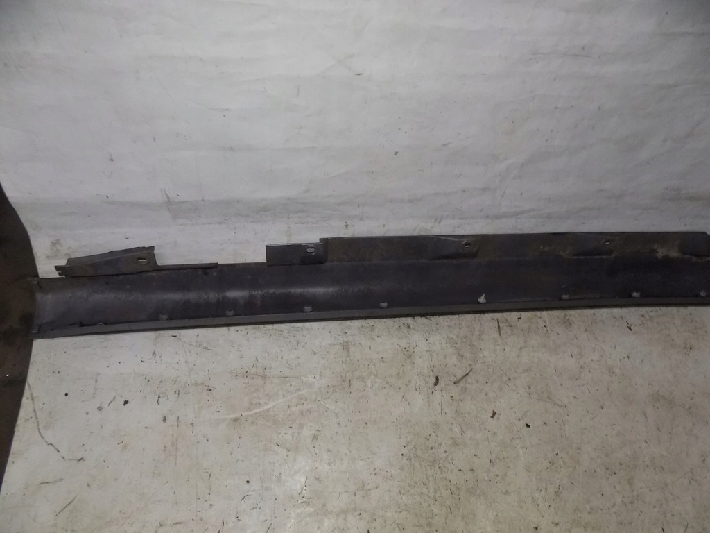 фото №7, Corolla verso ii 1f8 молдинг накладка порог правая