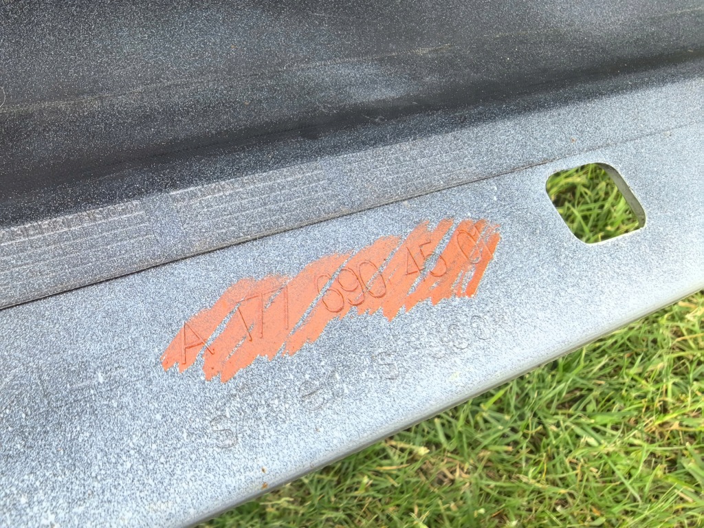 Mercedes a klasa 177 amg 45 молдинг поріг ліва Київ