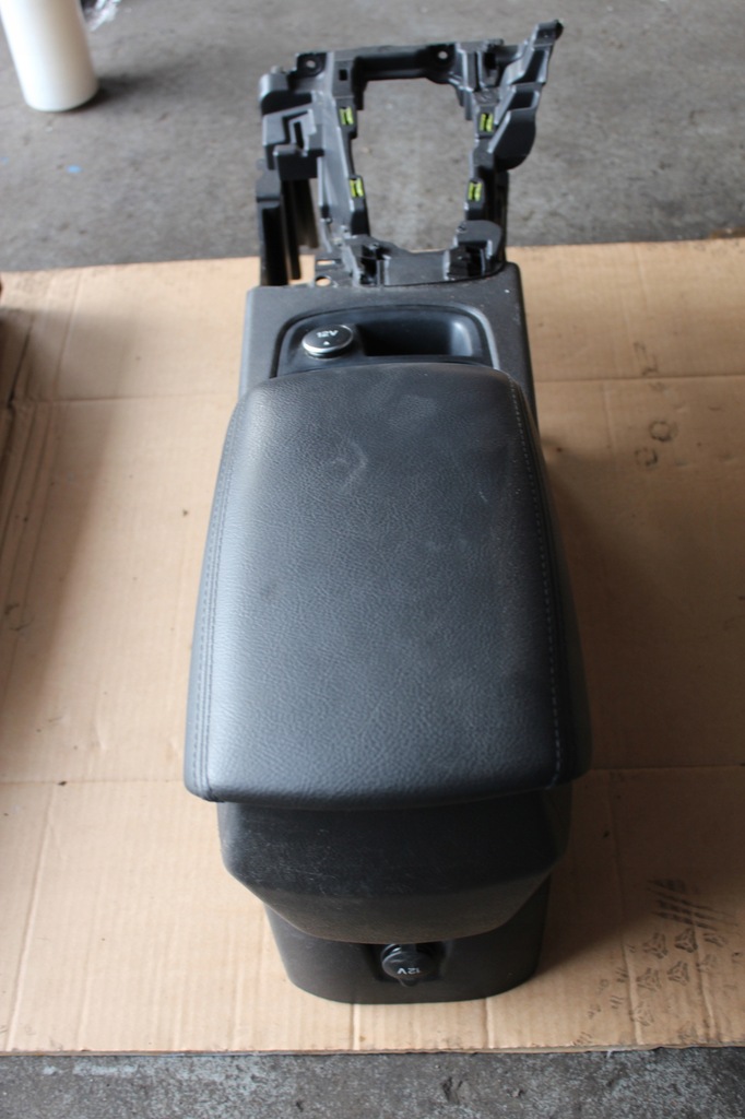 фото №1, Ford focus mk3 туннель средний подлокотник