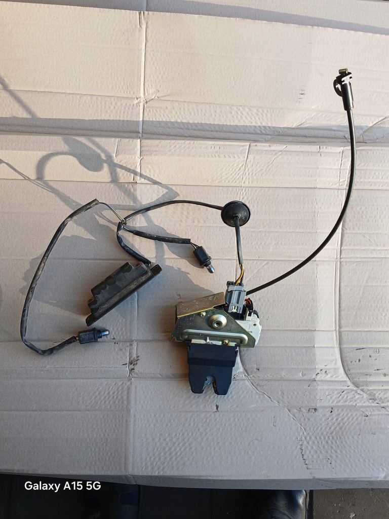 фото №5, Замок мікровимикач кришки задня комплект оригінал volvo s60 s 60 i