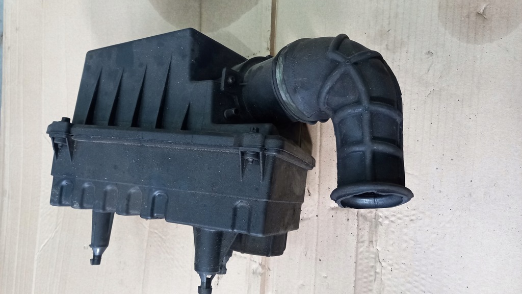 фото №1, Корпус фильтра воздуха ford focus 03r