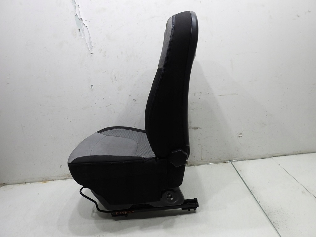 фото №6, Сидіння правий перед renault captur i