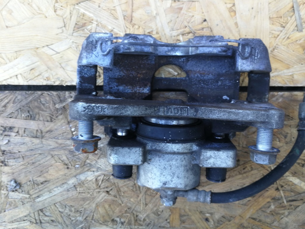 фото №5, Суппорт тормозной правый toyota yaris iii