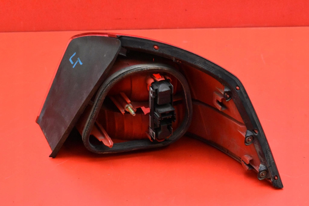 фото №5, Лампа ліва задня задня 8200014359 renault vel satis 02-05