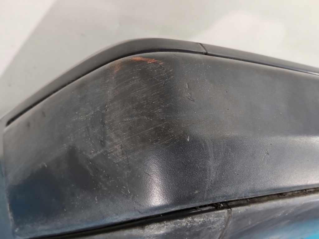 Бампер задні mercedes 124 - седан в Україні