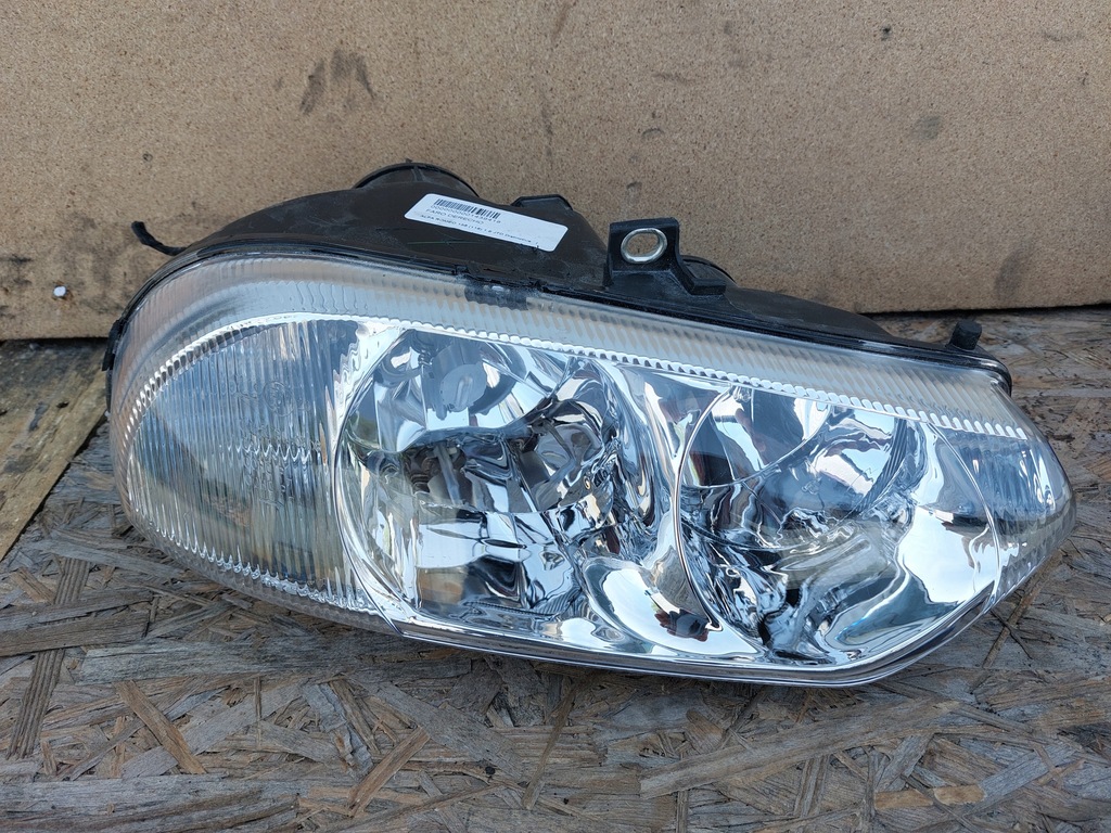 фото №1, Лампа перед правая alfa romeo 156 95-04 tyc