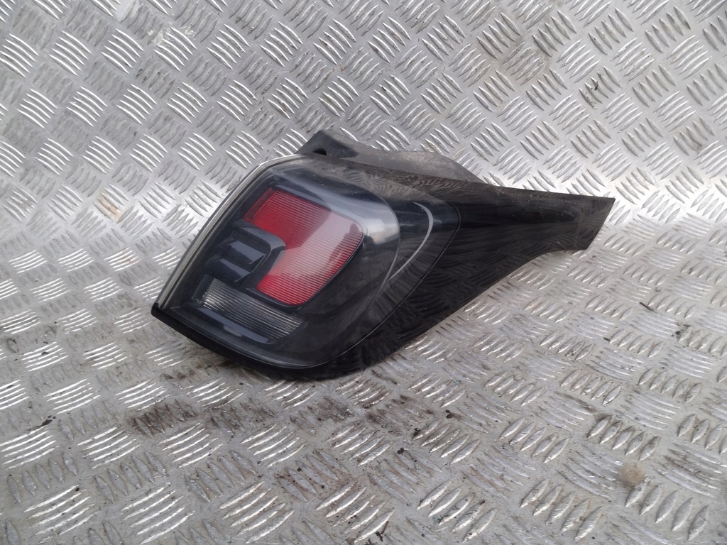 фото №1, Opel crossland x 2021 lift лампа задня права europa оригінал