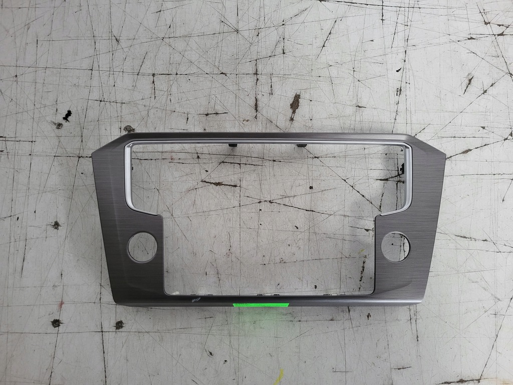 фото №3, Vw passat b8 рамка декоративная радио дисплея