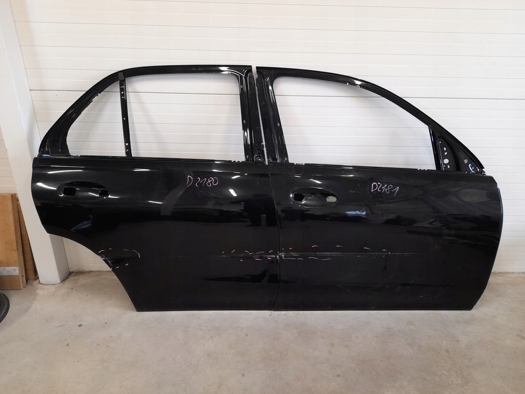 фото №1, Дверь правое задние mercedes gle w167