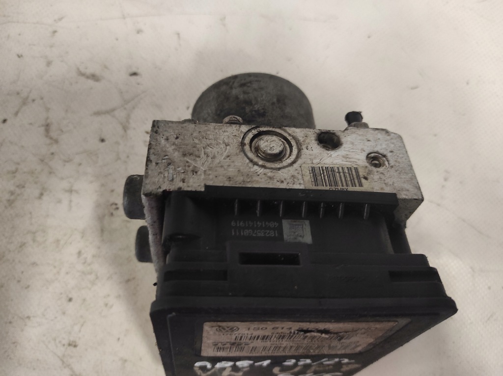 фото №5, Насос блок керування abs vw up trw 1s0614517 f