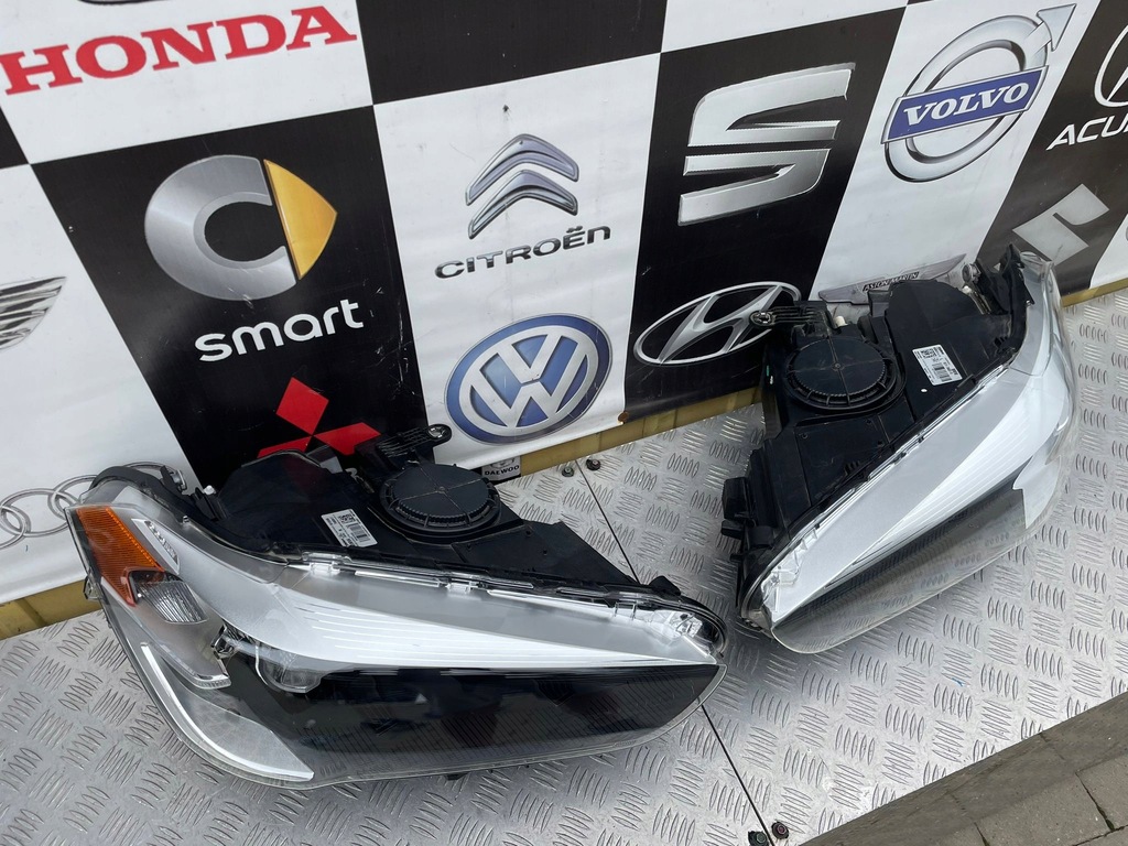 фото №7, Bmw x1 f48 лампы лампа левая перед usa 7346538 77346537