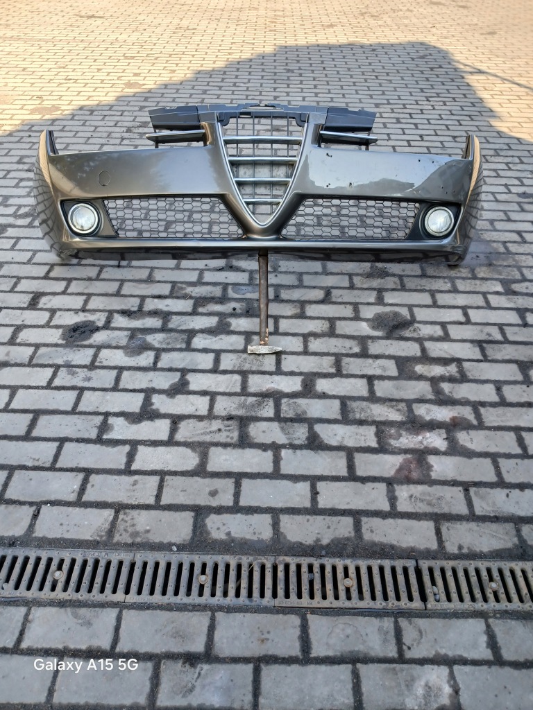 Купить Бампер передний kompletny оригинал alfa romeo 159 цвет 568/a