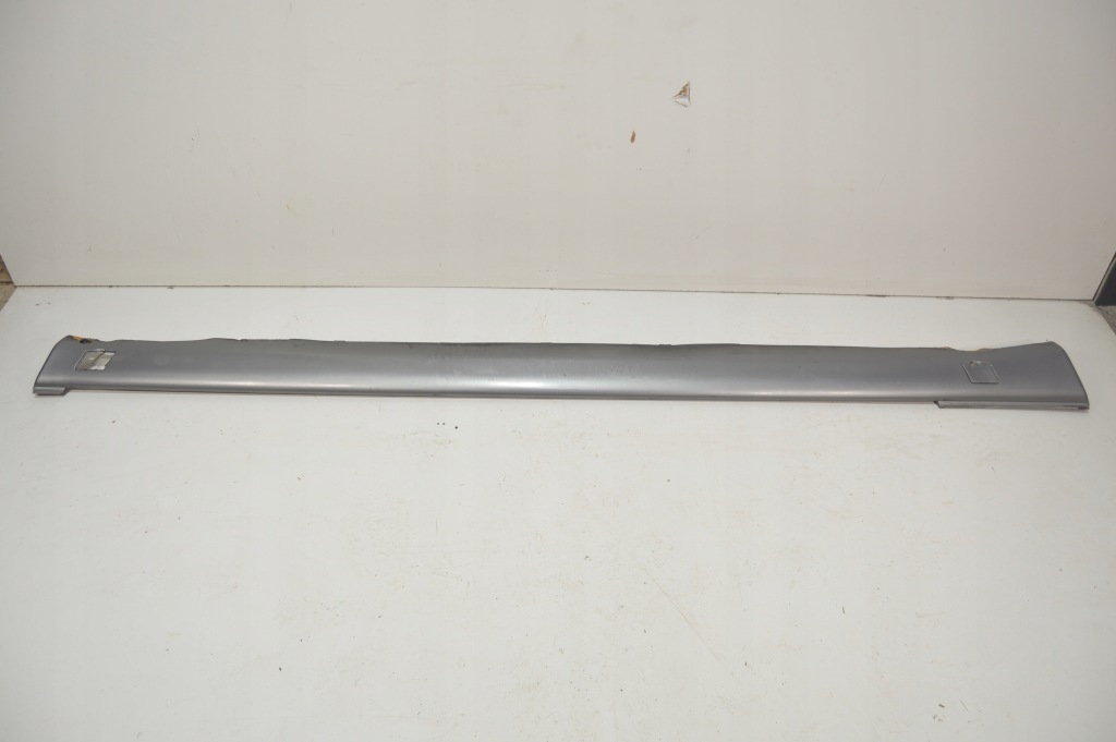 Купити Накладка поріг ліва поріг mercedes w126 рестайлінг  long 1266905140