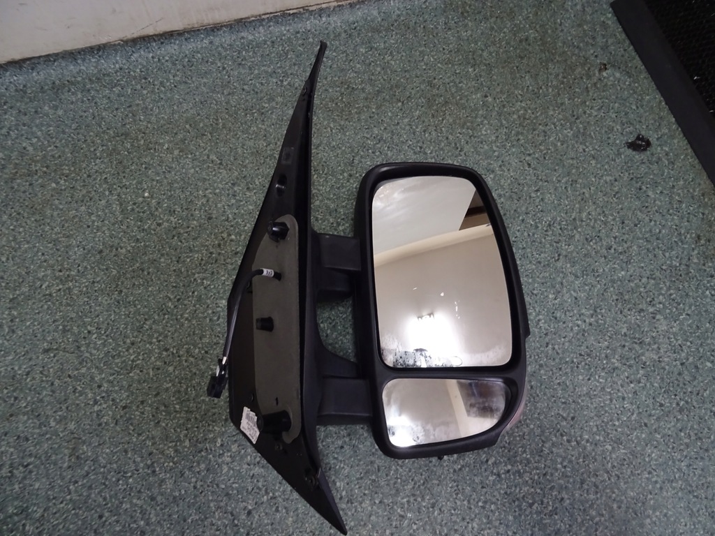 фото №1, Renault master iv 19- зеркало правое 9pin