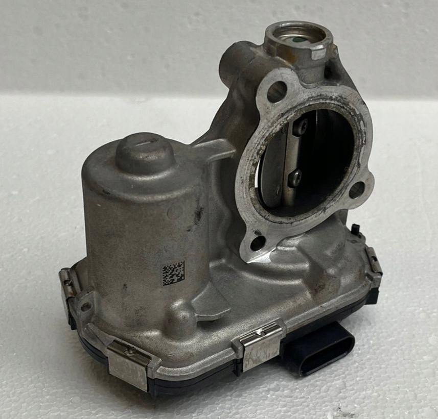 фото №1, Дроссельная заслонка 059131477h audi q5 q7 q8