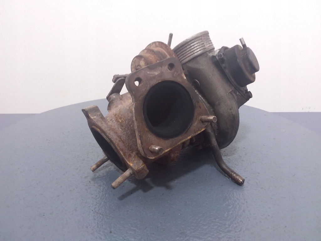 Volvo v40 1.9t 200 km turbo компрессор 8290275 в Украине