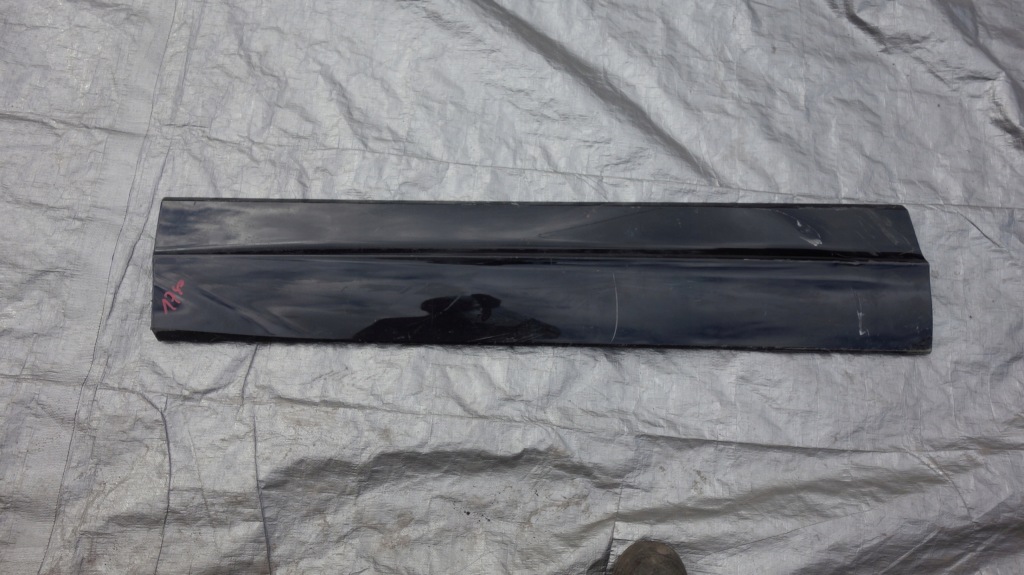 Купить Vw touareg iii r-line 760 молдинг дверь левый перед