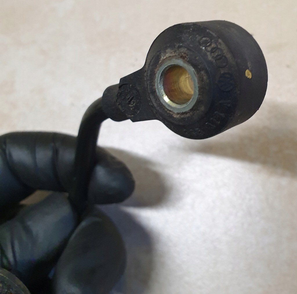 фото №8, Датчик spalania детонаційний кронштейн audi a3 8l