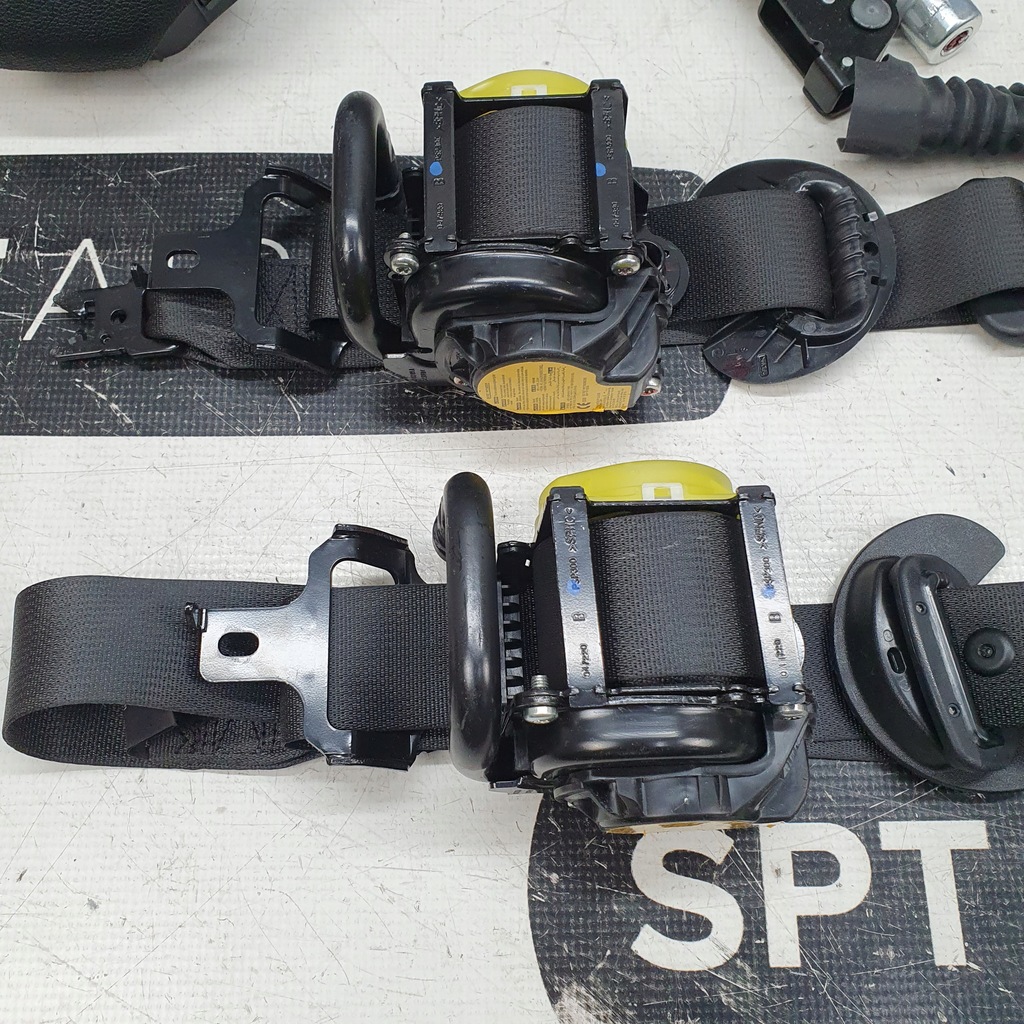 фото №8, I10 iii 3 приборная панель консоль подушки безопасности ремни подушка безопасности