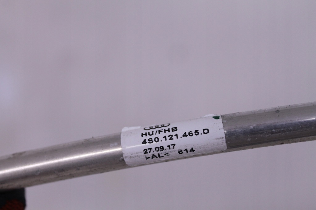 фото №4, Audi r8 труба шланг вентиляційний 4s0121465d