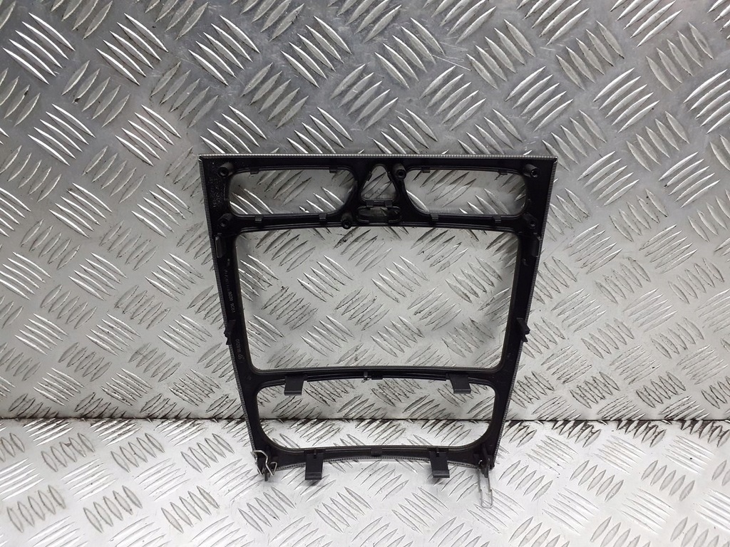 фото №3, Рамка радіо mercedes c-klasa w203