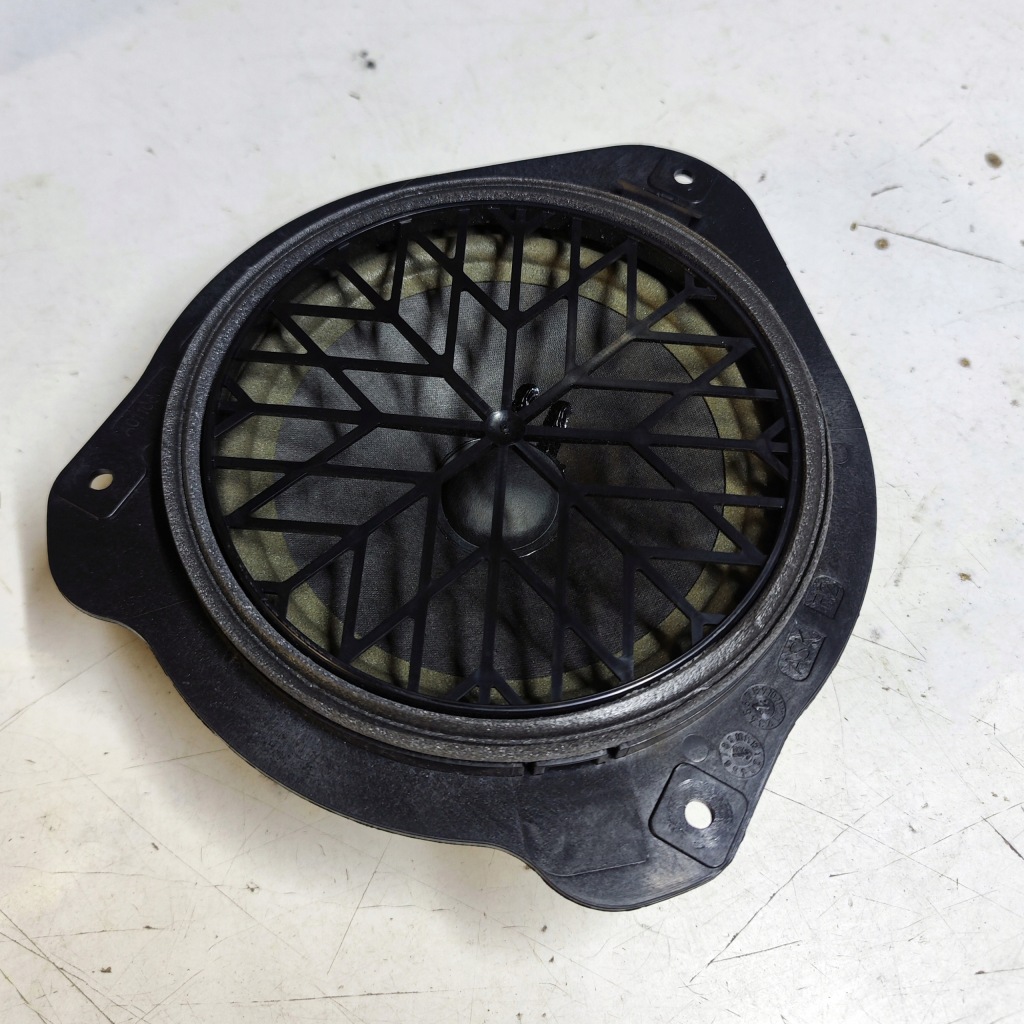 фото №1, Audi a5 8t lift динамик 8t0035411