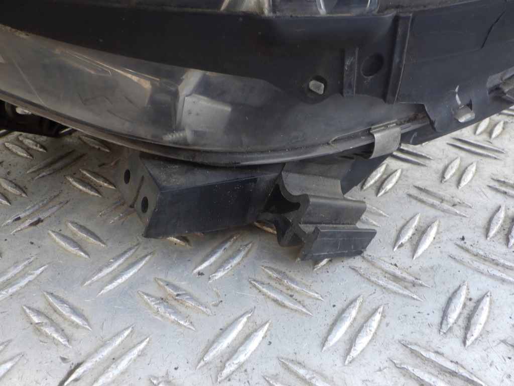 фото №12, Mercedes b-klasa w246 лампа ліва фара