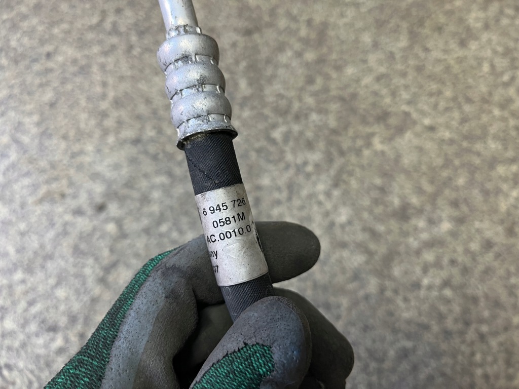 Пабтрубок  шланг трубка датчик кондиционера bmw e70 x5 3.0 d m57n2 оригинал e71 с Разборки