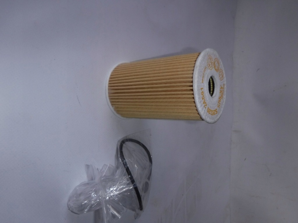 фото №5, Фильтр масла оригинальный номер kia cee'd rio venga carens soul