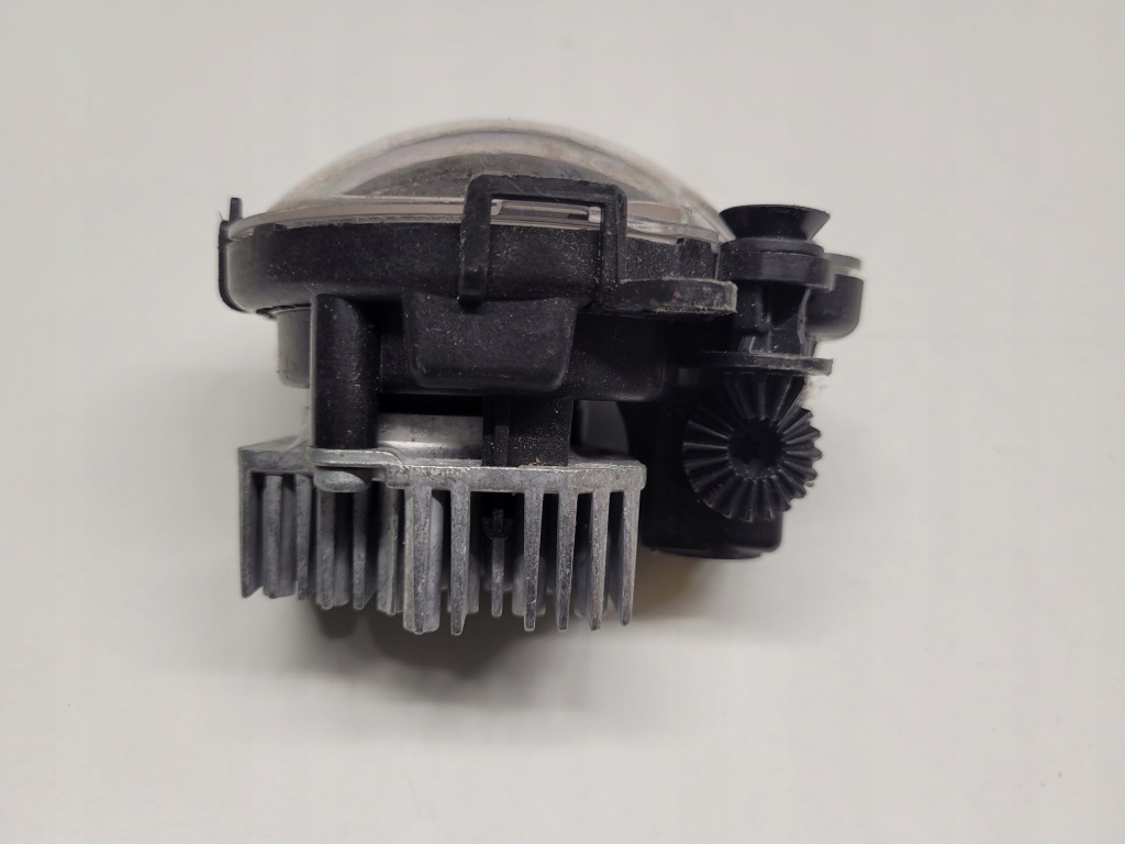 фото №6, Противотуманная фара led правый 6f0941700 seat arona