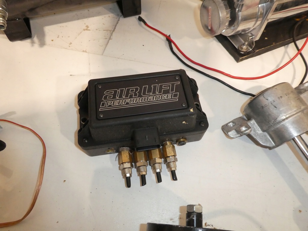 фото №10, Підвіска надувний пневматичний air lift performance audi a4 b8