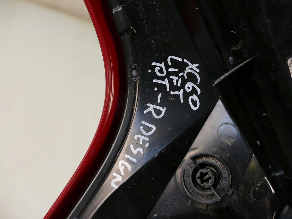 фото №11, Volvo xc60 i lift r-design лампа правый задняя правая задняя