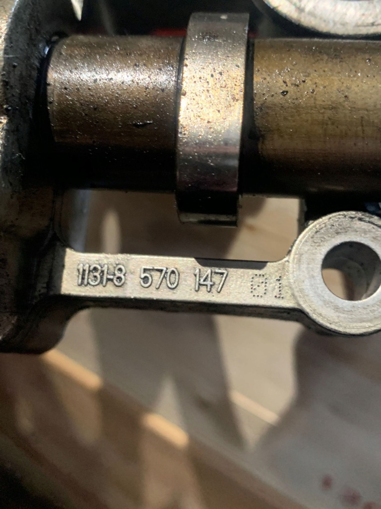 Купить Опора вала распределительного вала bmw 7 g11 g12 11318570147