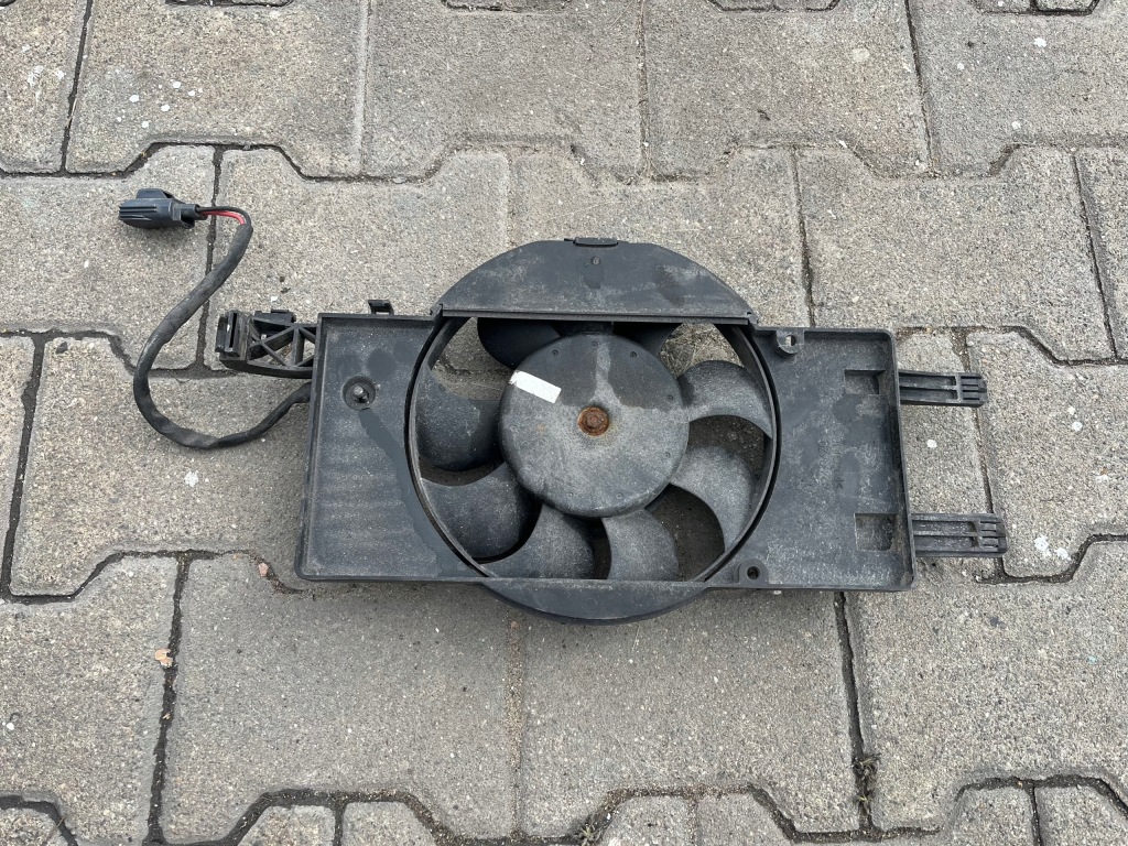 Купити Ford focus mk3 вентилятор радіатора