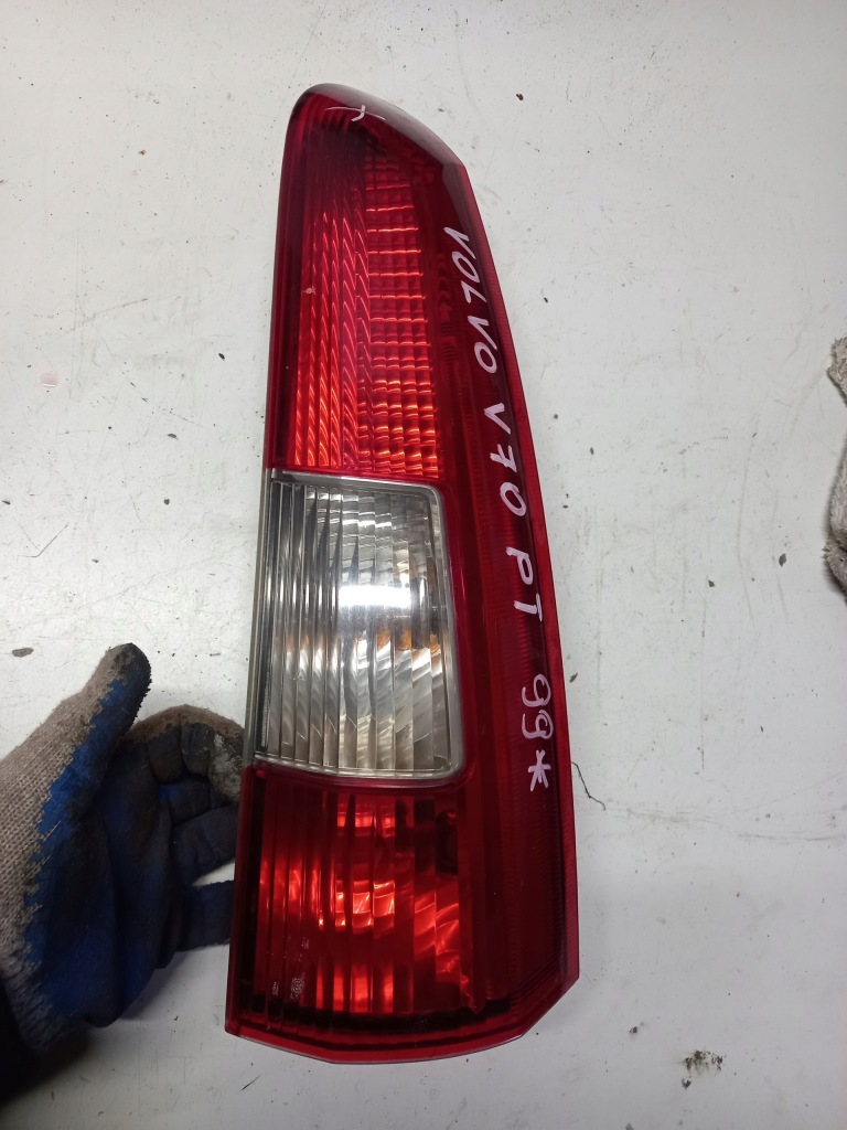 фото №3, Лампа задняя правая задняя правый volvo v70 ii
