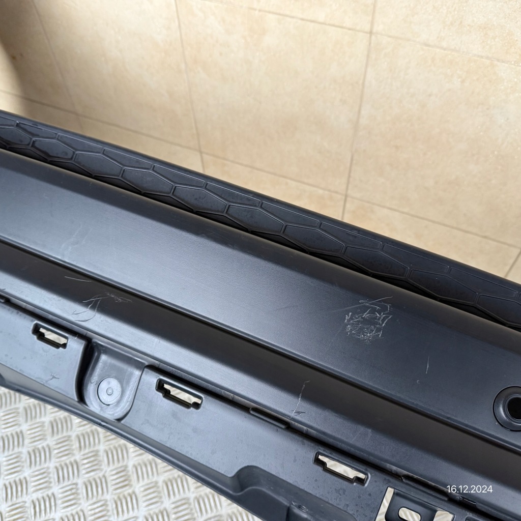 фото №4, Бампер задний kompletny land rover discovery sport lift 2021 rok 4 pdc