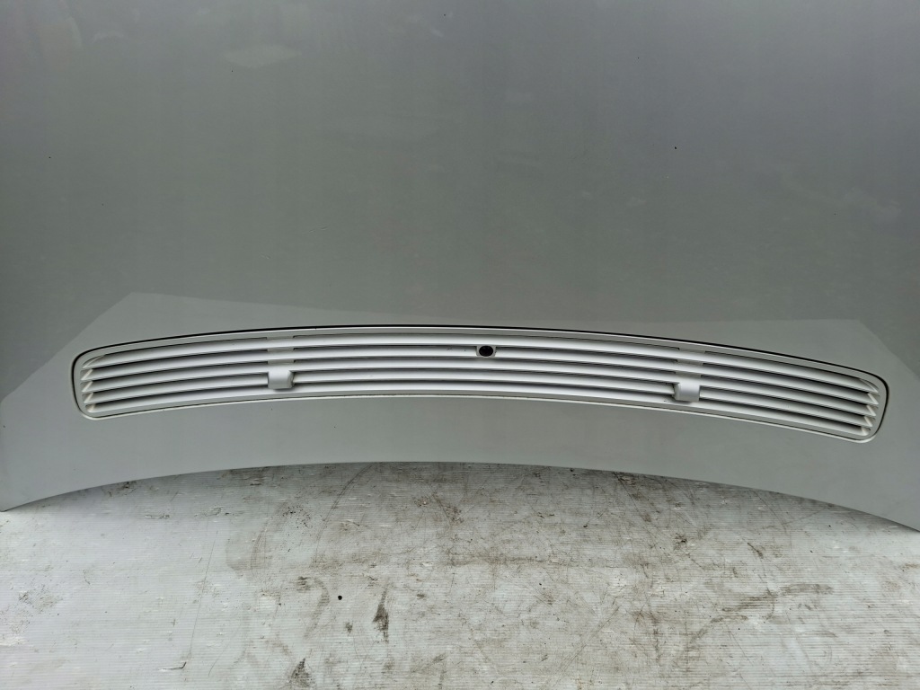 Mercedes w203 капот решётка радиатора w цвет 744 Оригинал