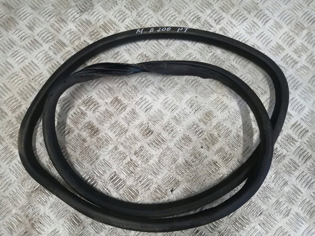 Купить Mercedes a-klasa w176 прокладка кузовная дверь правый  задняя