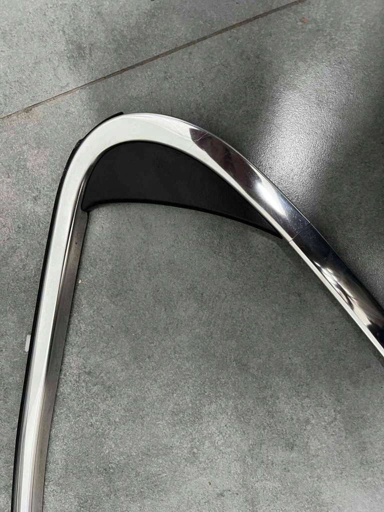 фото №6, Toyota camry молдинг стекло правый задняя оригинальный номер 7570733060