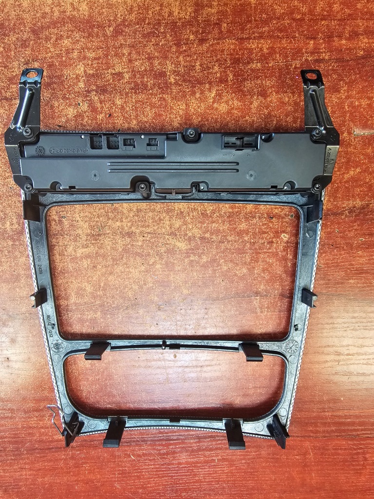 фото №2, Рамка радіо кондиціонера dekor mercedes c-klasa w203 eu 01' a2036802439