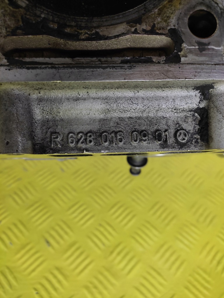 фото №11, Mercedes w220 4.0 v8 головка двигуна 6280160901