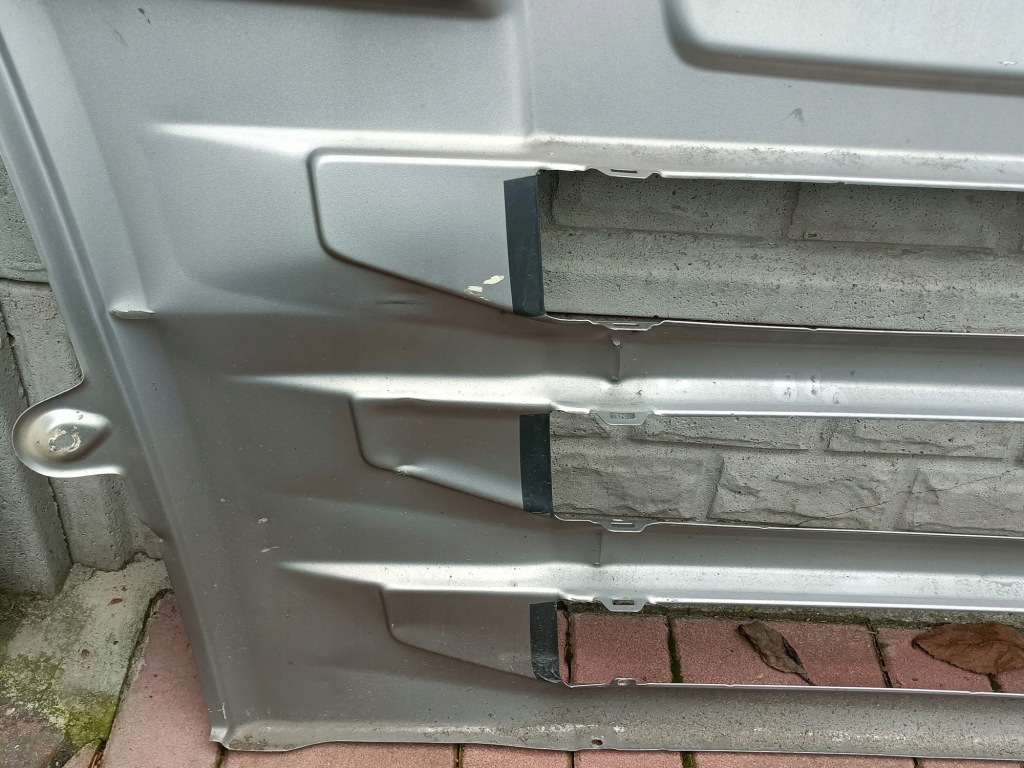 Купити Решітка  капот scania streamline xpi кришка накладка поперечина