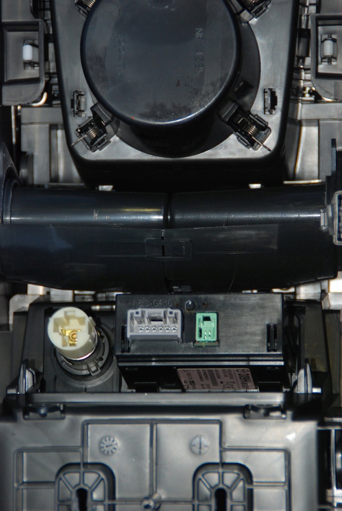 фото №11, Mazda 6 gj 2013- підлокітник тунель середній uk