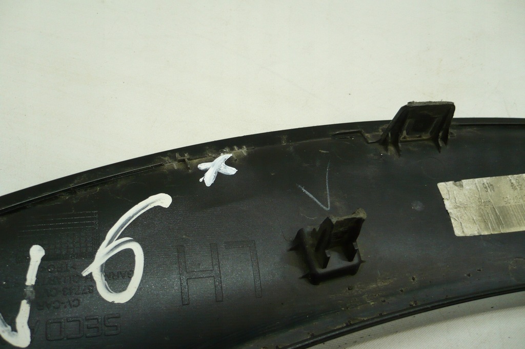 фото №16, Kia ev6 2021- молдинг крыла левая задняя оригинал