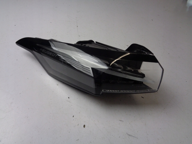 фото №1, Лампа левый задняя peugeot 308 iii t10 hb 2022 rok