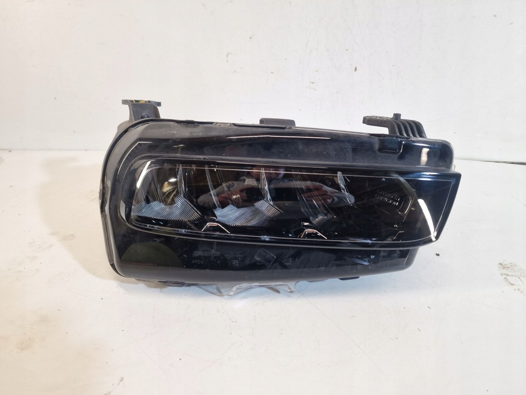 фото №1, Лампа правая фара citroen c3 aircross lift full led