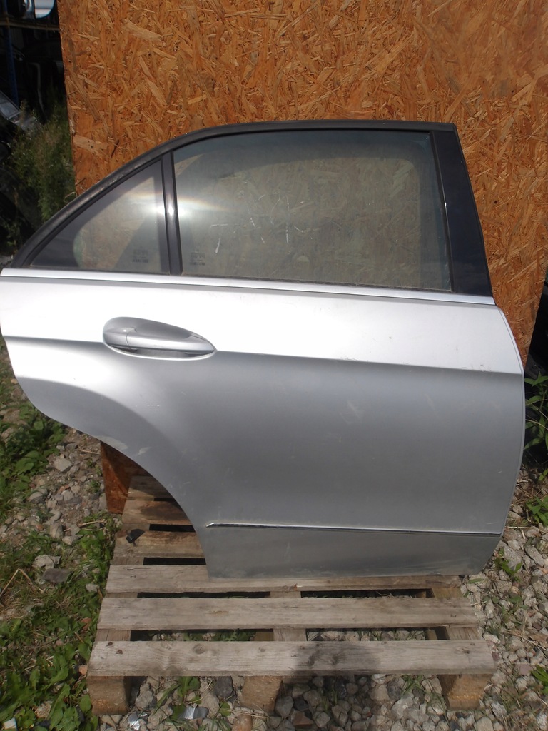 фото №1, Двері праве задні mercedes w212 sedan