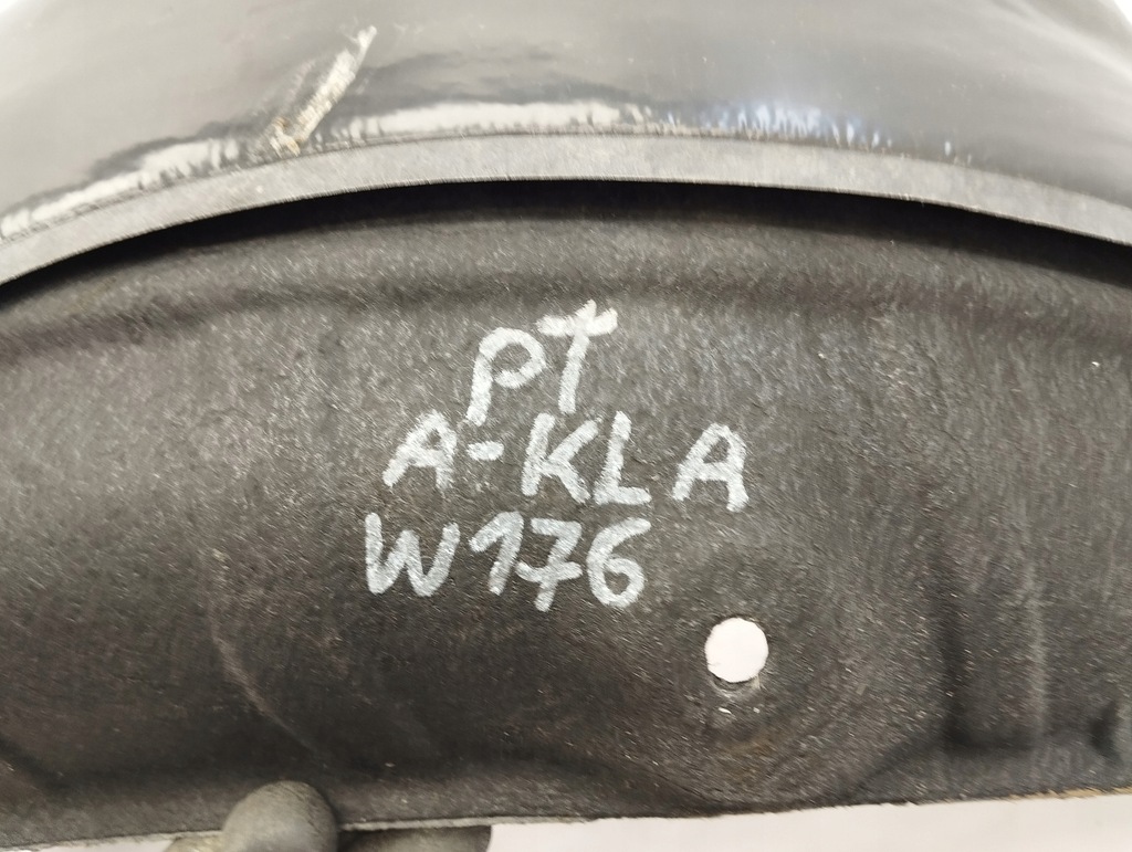 фото №5, Mercedes a-klasa w176 подкрылок правый задняя